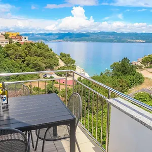 https://haus-marija-103s.primorje-gorskikotar.com